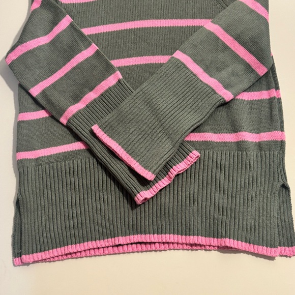 Free assembly striped turtleneck sweater size extra small 100% cotton - Picture 3 of 4